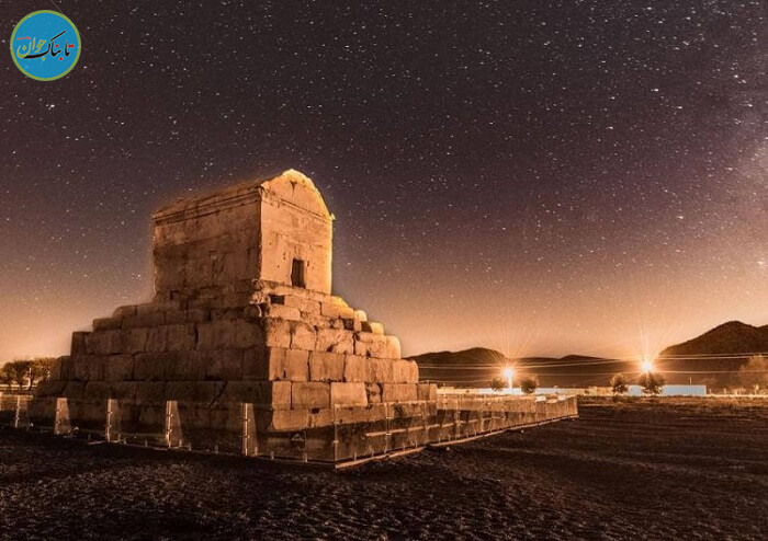 مقبره کوروش