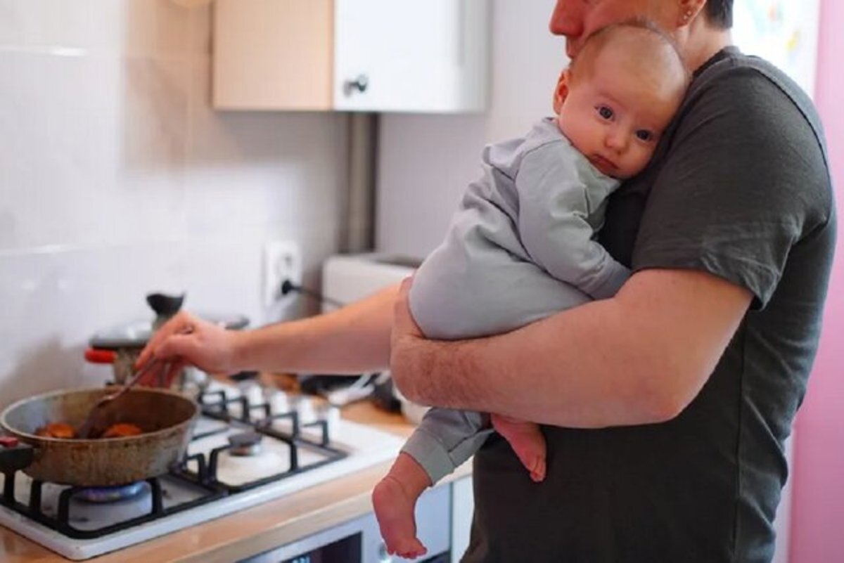 چرا بچهها دوست دارند گاز بگیرند؟