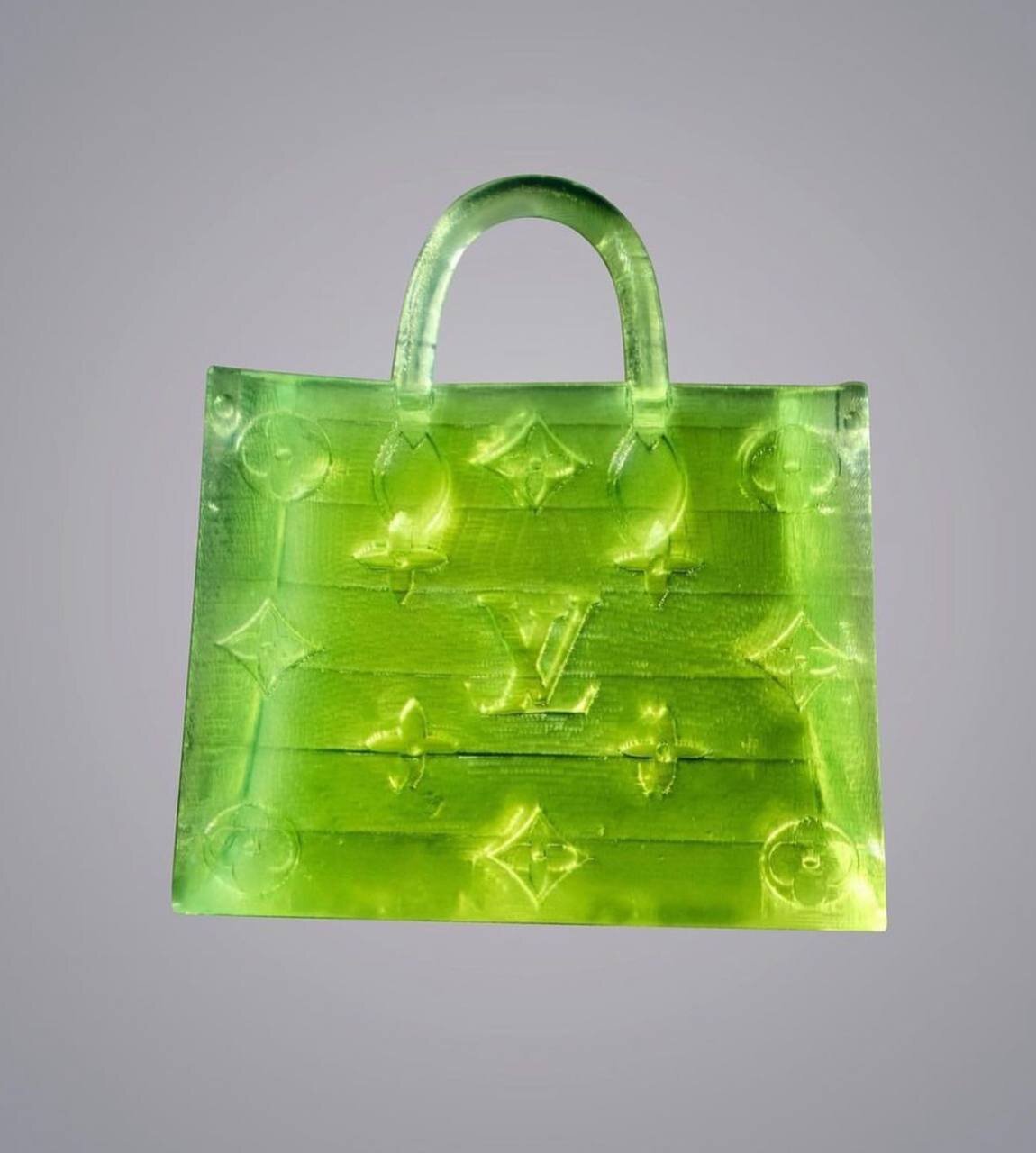 کیفی کوچکتر از یک دانه نمک!/ عکس