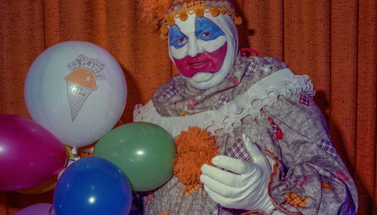 سرگذشت دلقک قاتل؛ یکی از بی‌رحم‌ترین قاتلان زنجیره‌ای آمریکا/ عکس