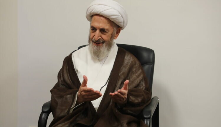 آیتالله سبحانی: مکان دقیق واقعه غدیر باید مشخص شود