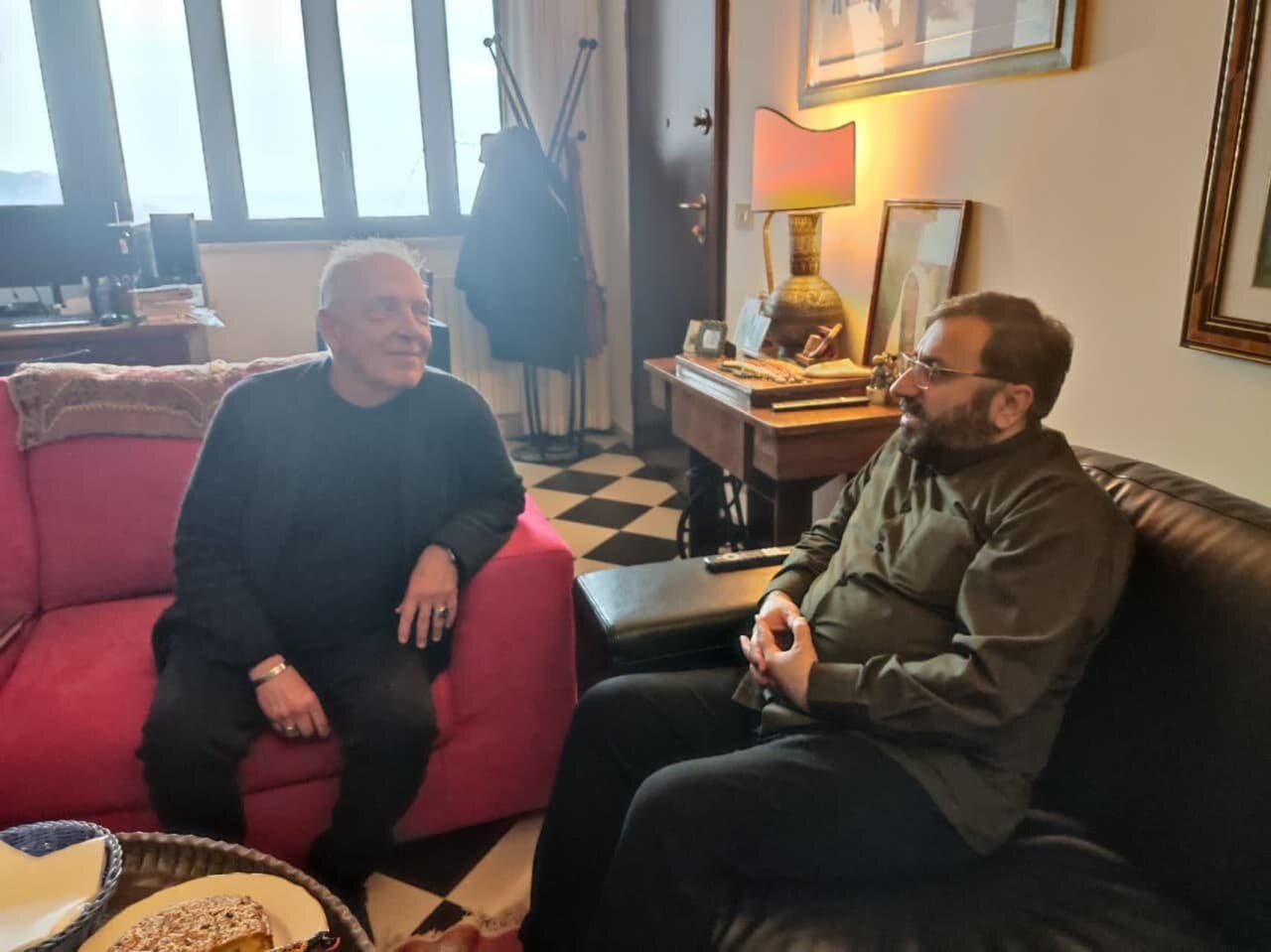 استاد دانشگاه پالرمو: غرب علی را نمی شناسد!