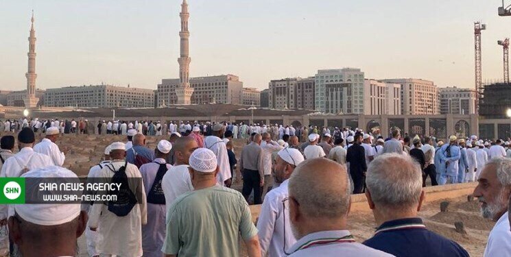 قبرستان بقیع شلوغتر از گذشته / حسرت بانوان پشت درهای بقیع + تصاویر