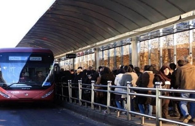 اتوبوس و مترو برای دانش آموزان و دانشجویان در مهر ماه رایگان شد