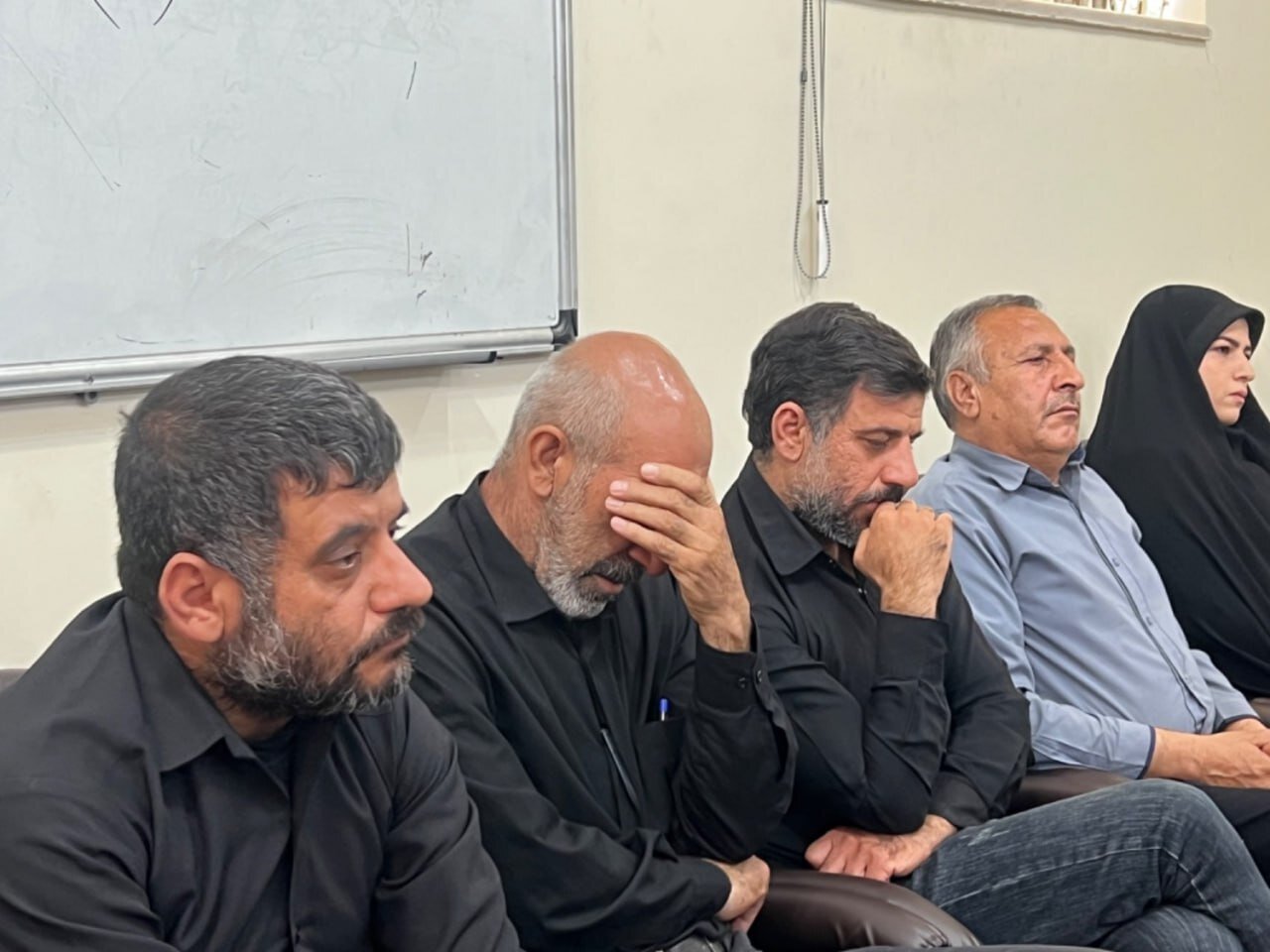 تهیه بنزین برای آتش زدن نمازگزاران؛ اولین جلسه دادگاه دومین حمله تروریستی شاهچراغ برگزار شد/ عکس