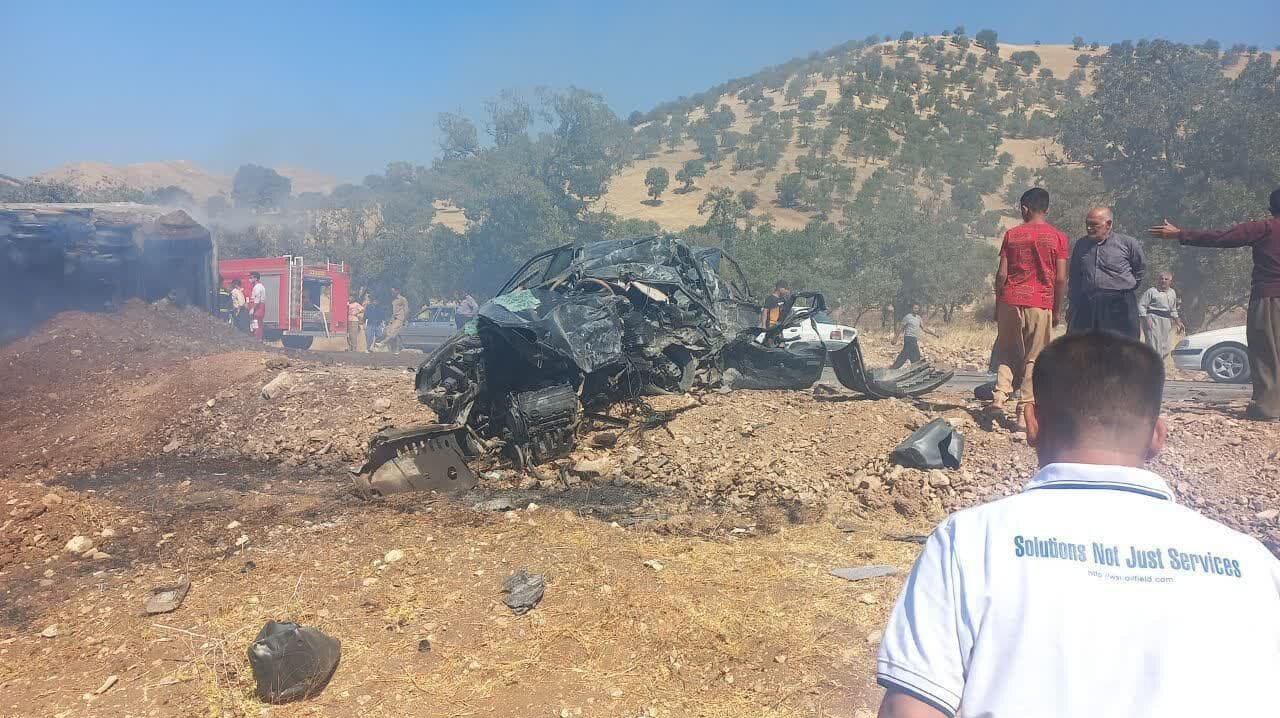 تصادف زنجیره‌ای سنگین حادثه‌ساز شد/ عکس