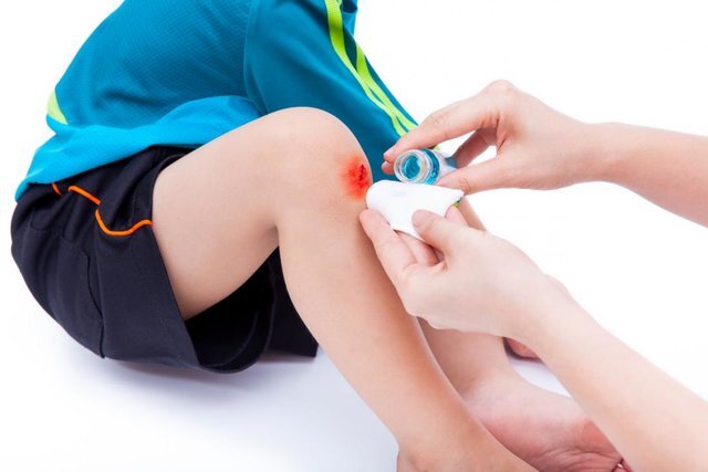 علت خونریزی چیست و بدن چگونه جلوی خونریزی را می‌گیرد؟