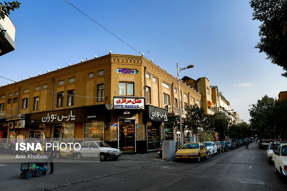 تهران قدیم | خیابان لاله‌زار از دیروز تا امروز/ عکس