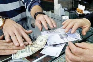 عکسی از دلار