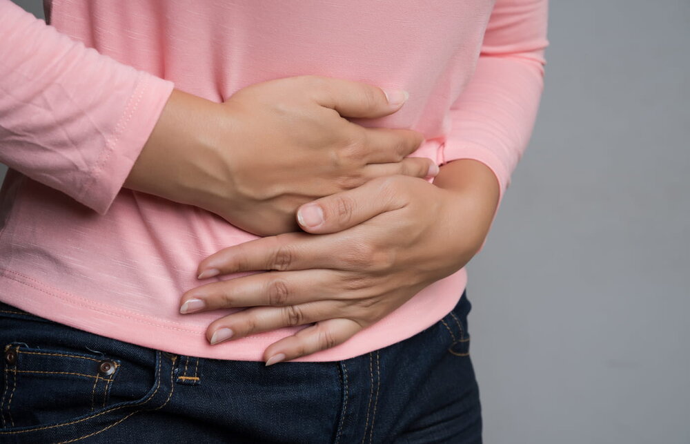 تسکین فوری نفخ با این ۷ نوشیدنی معجزه‌آسا