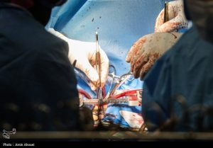 ماجرای پرواز یک قلب اهدایی از کرمان به تهران؛ نجات‌بخش کودک ۱۴ ساله/ عکس