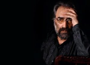 مسعود کیمیایی و جمشید مشایخی در پشت‌صحنه قیصر/ عکس