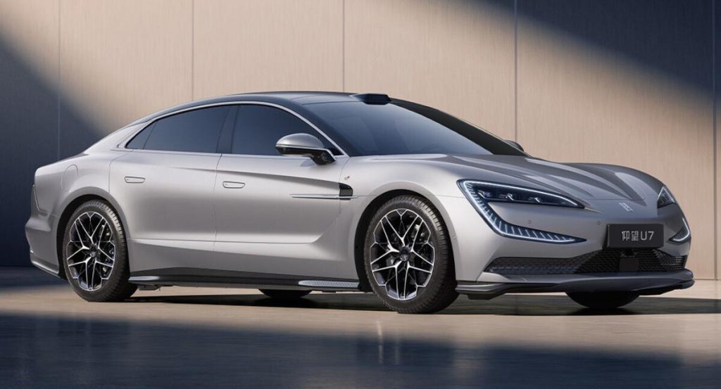 عکسی از سدان چینی