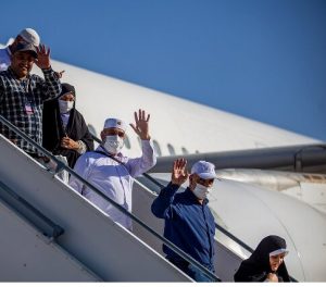 توضیحات سازمان حج و زیارت عمره؛ لغو نشده/ از این تاریخ پول عمره کامل برگردانده می‌شود