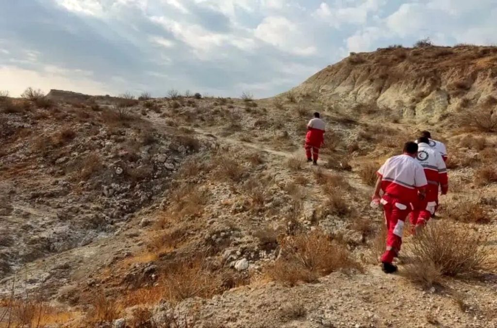 عملیات جست‌وجو برای یافتن ۱۰ مفقودی در کویر طبس