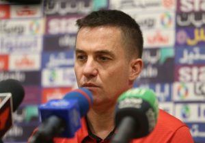 تأخیر در پرواز پرسپولیس به آبادان/ اوسمار به نشست خبری نرسید