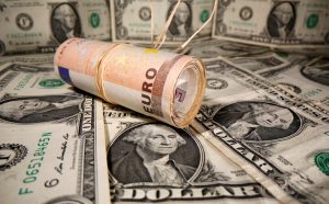 افزایش قیمت دلار در معاملات امروز ۱۰ تیر ماه