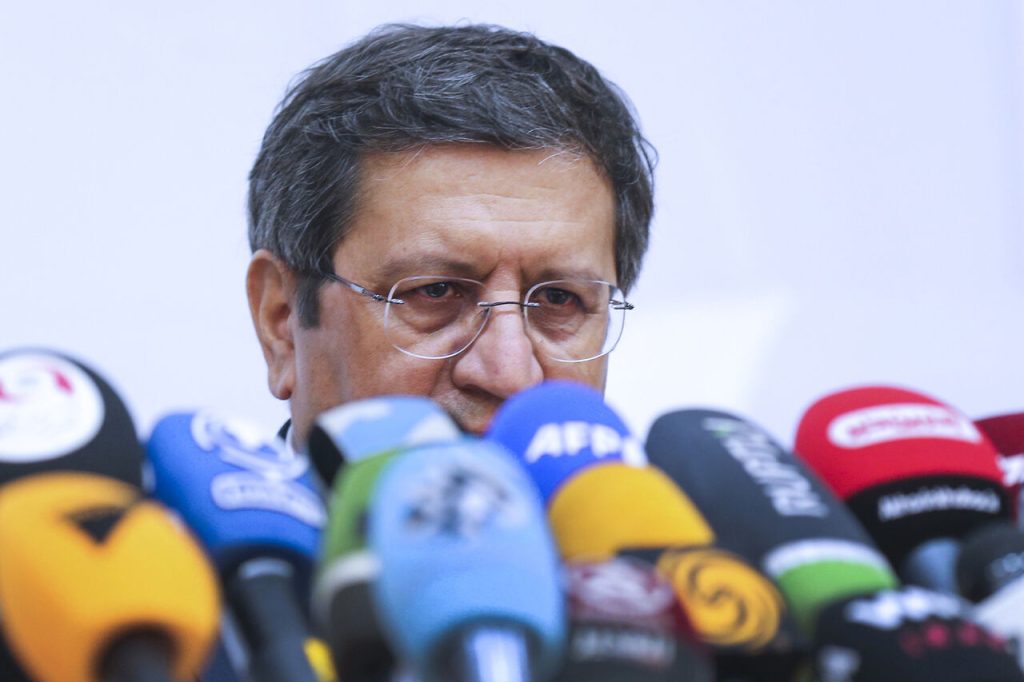 برنامه‌های همتی؛ کلید حل چالش‌های بزرگ اقتصاد ایران