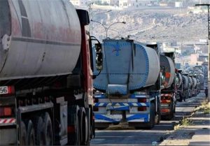کندی تردد نفتکش‌ها؛ ترافیک فوق‌سنگین جاده‌ها مشکل‌ساز شد