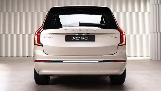 کاهش سفارشات و فشار بر تولیدکنندگان کامیون در سوئد