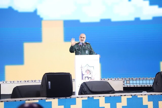 فرمانده کل سپاه: تصمیمات ناعاقلانه، شتاب‌دهنده سقوط رژیم صهیونیستی