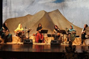 کنسرت گروه موسیقی «آوای صحرا» با عنوان «خودمونی» در فرهنگسرای نیاوران