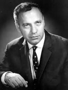 گرامیداشت یک قرن زندگی منوچهر شیبانی در کاشان