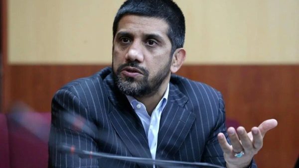 علیرضا دبیر